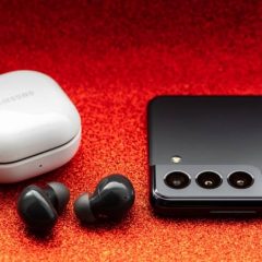 Primerjava dveh inovativnih telefonov